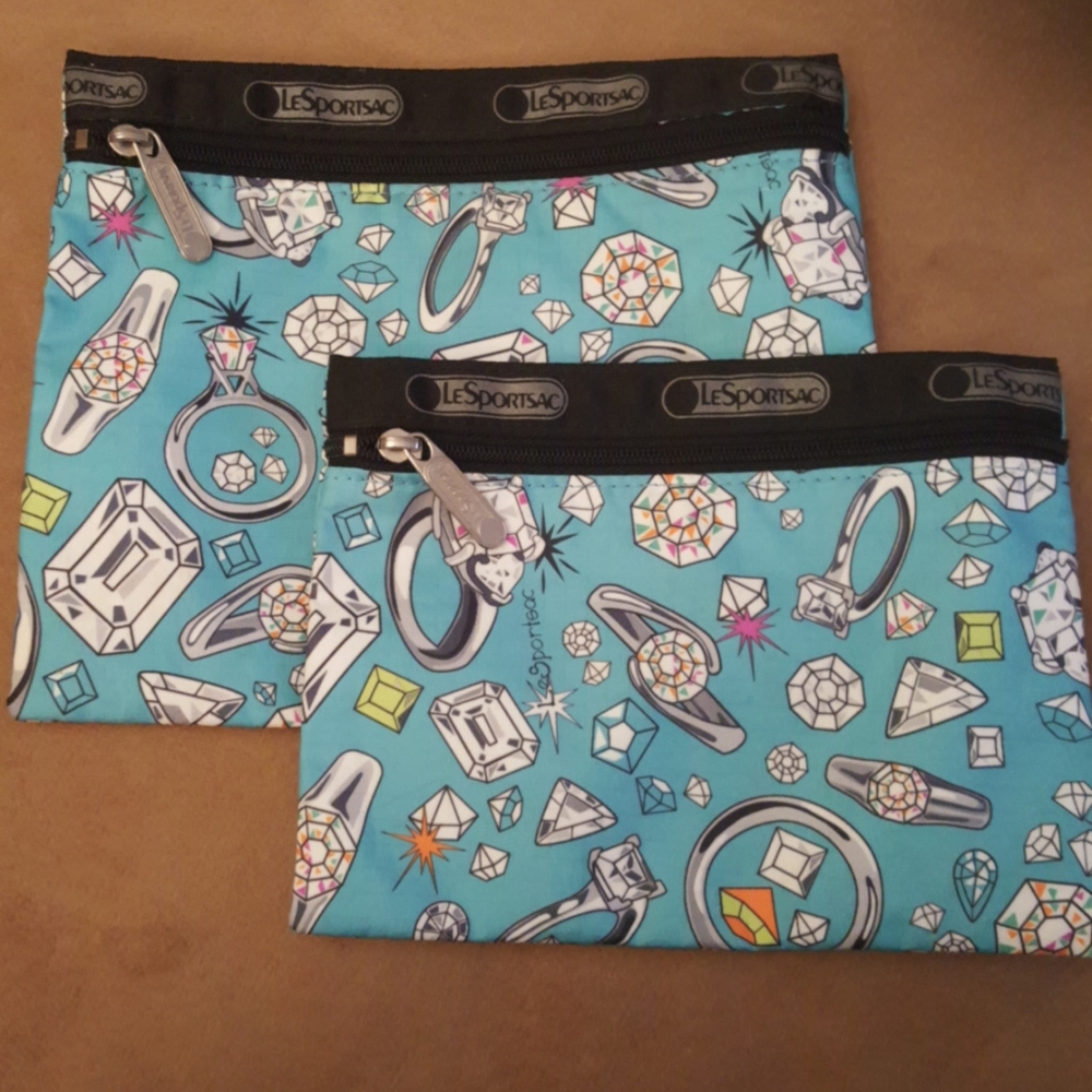 Le SportSac Pouches